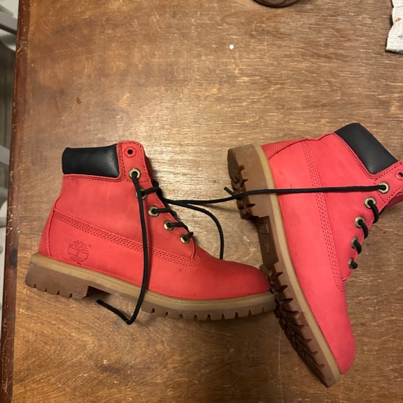 Boys 5 timberlands - Picture 3 of 5